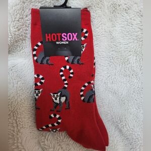 Hot Sox Red Lemur Pattern Socks, New With Tags